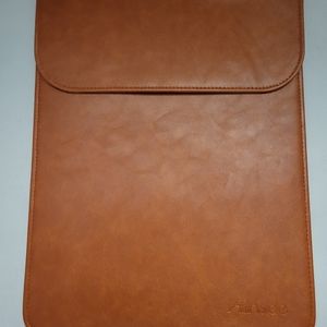 Allinside laptop case with side for mouse use